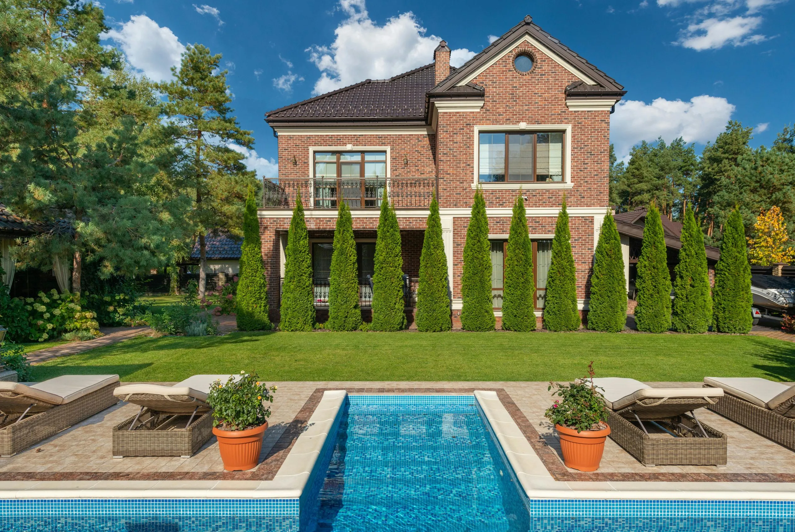 Armour Build project: Pool surrounds